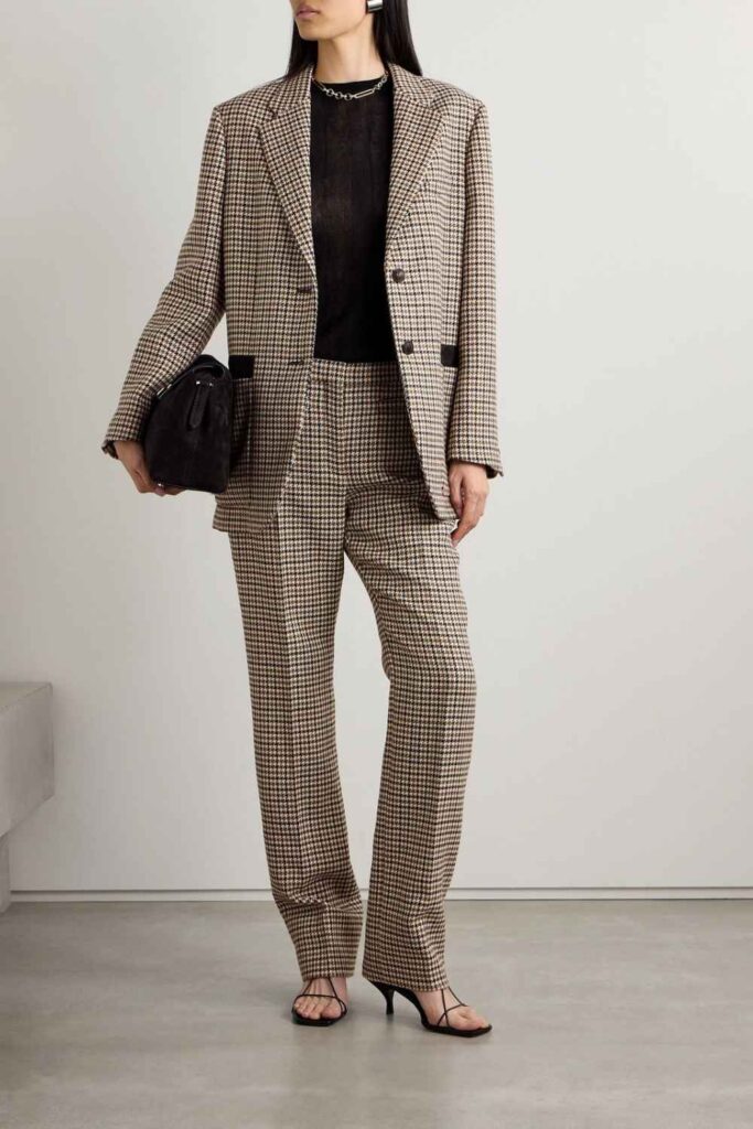 34 best Work Office Outfits That Actually Make Getting Dressed in the Morning Worth It 12 Checked Blazer in Warm Tan with Matching Trousers