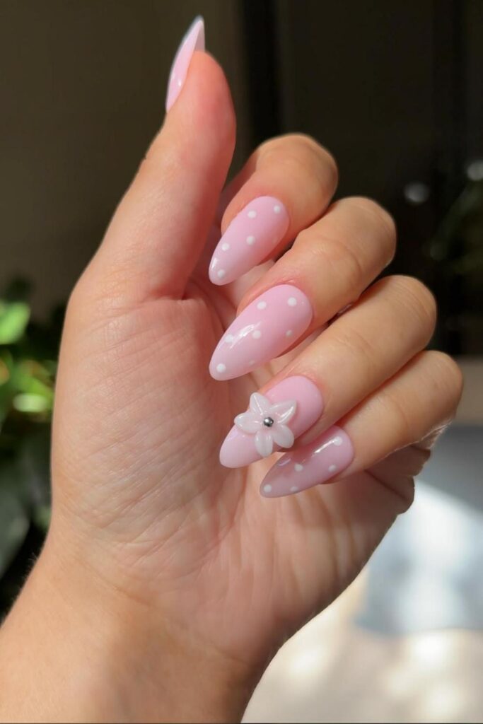 Floral Nails with a Thin Brush and Five Dots