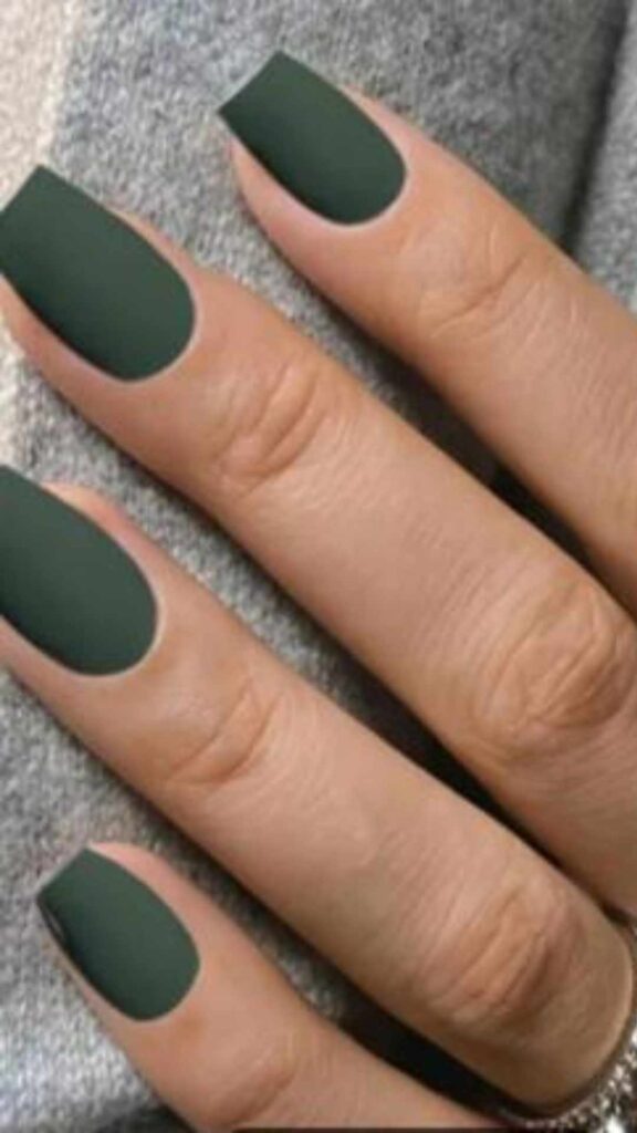 Moody Gray-Green Matte
