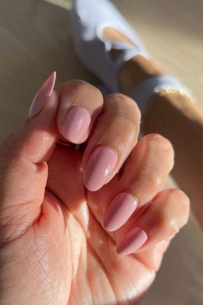 86 Neutral Nail Ideas That Look Expensive Without Even Trying 10 Muted Mauve with a Velvet Finish
