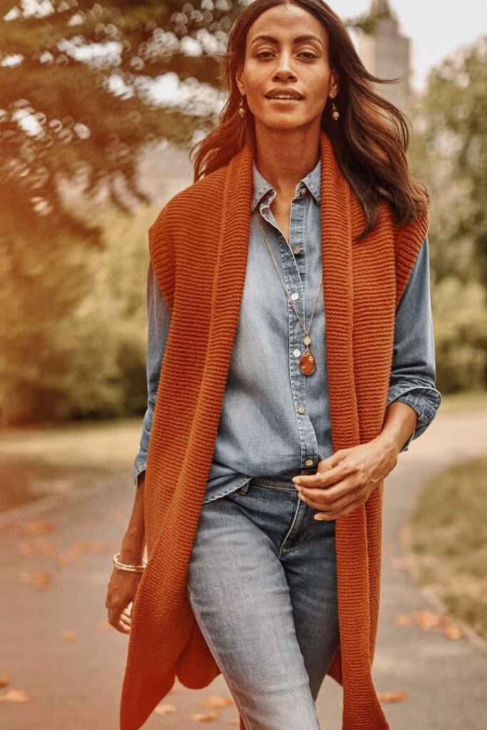 27 Casual Everyday Outfits That Always Look Effortlessly Put-Together 6 Rust-Toned Knit Vest Over a White Long-Sleeve Tee