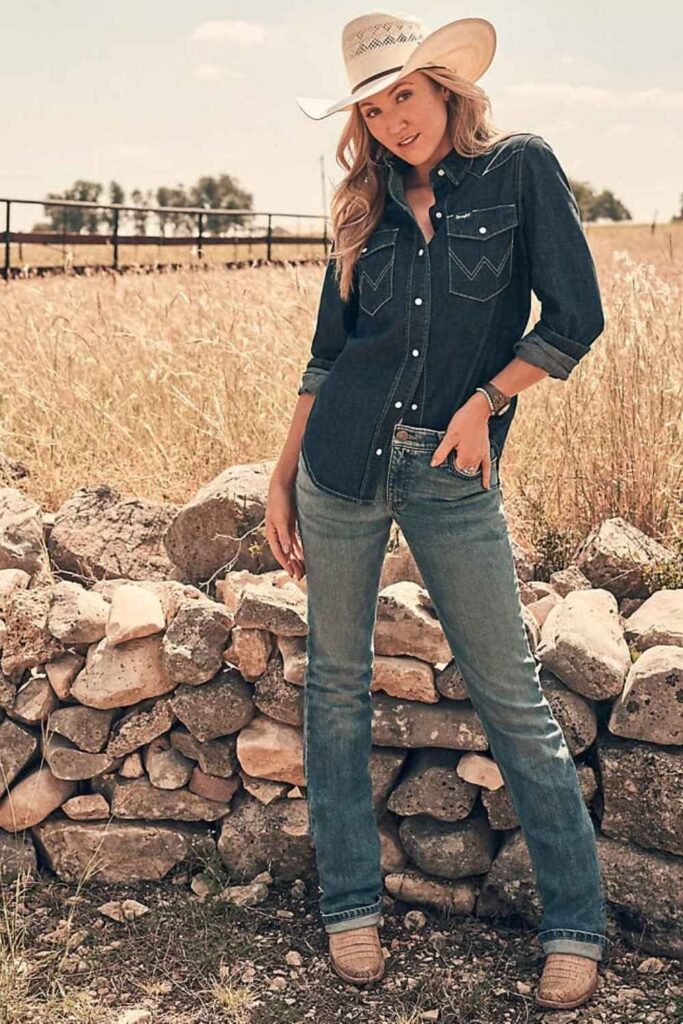 Denim Cowgirl Looks Everyone Loves